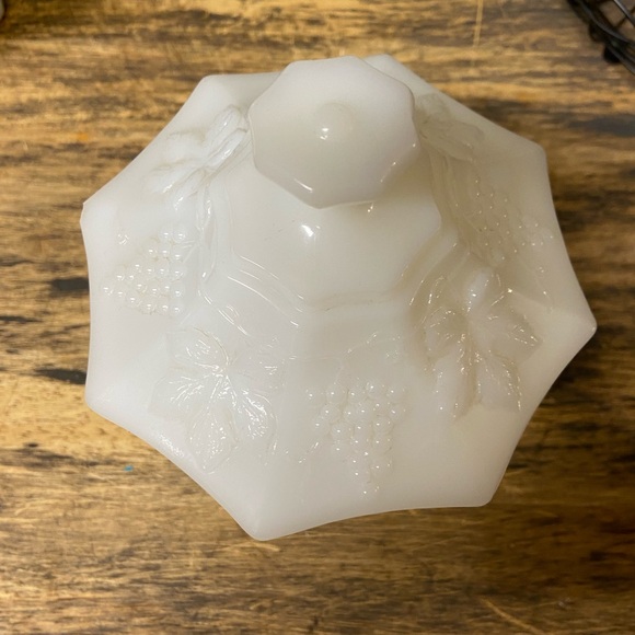 Anchor Hocking White Milk Glass Candy Dish - Picture 6 of 9